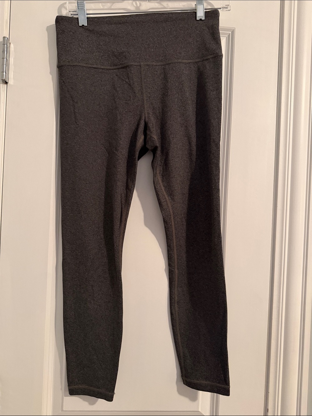 Athleta womans medium heathered charcoal leggings